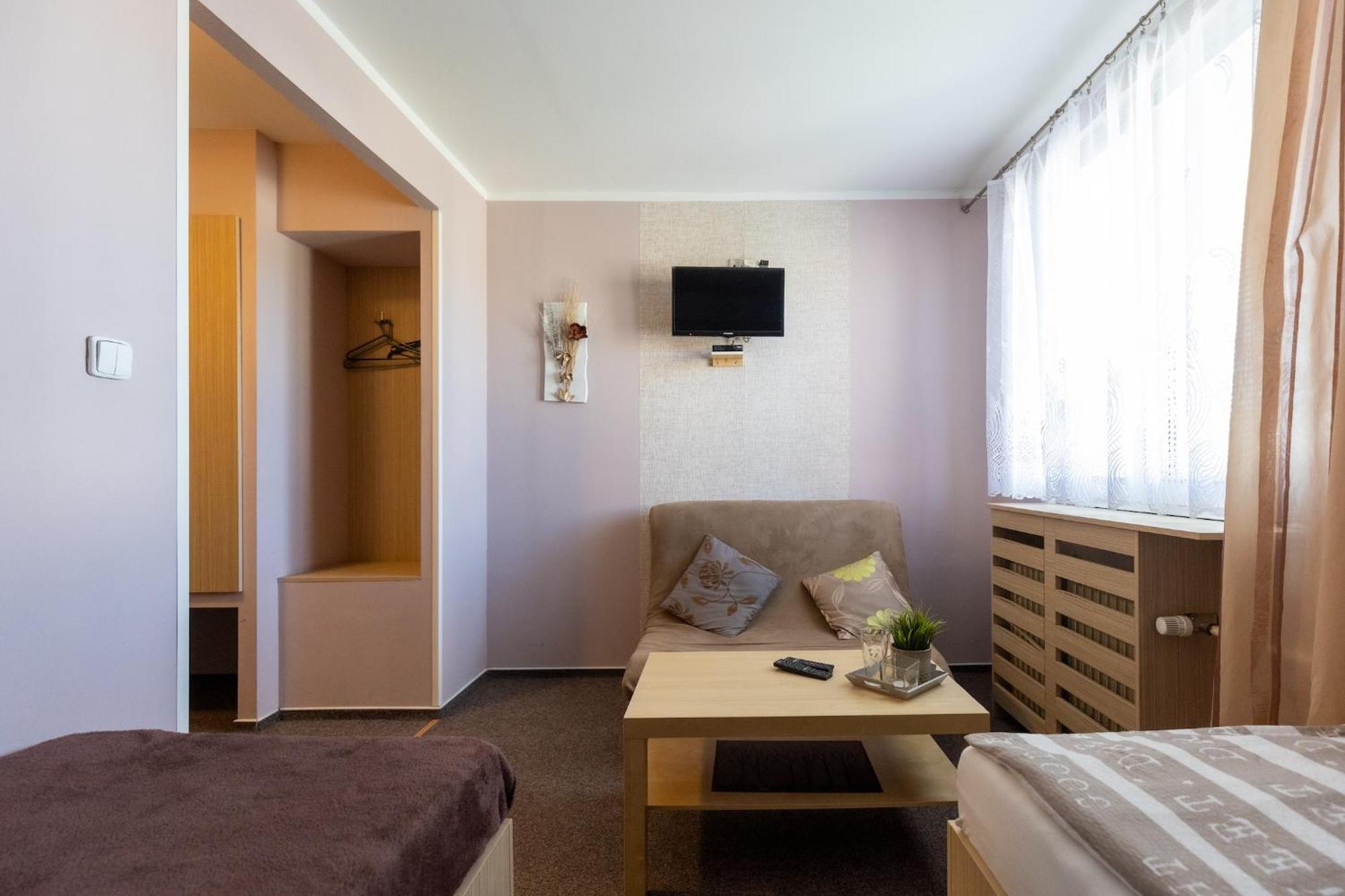 Penzion Jaal Příbor Exterior foto